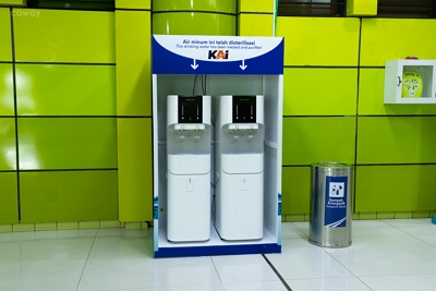 Image 2_Donasikan Air Purifier di Stasiun Gambir_ Coway Dukung Program ESG PT KAI (Persero)